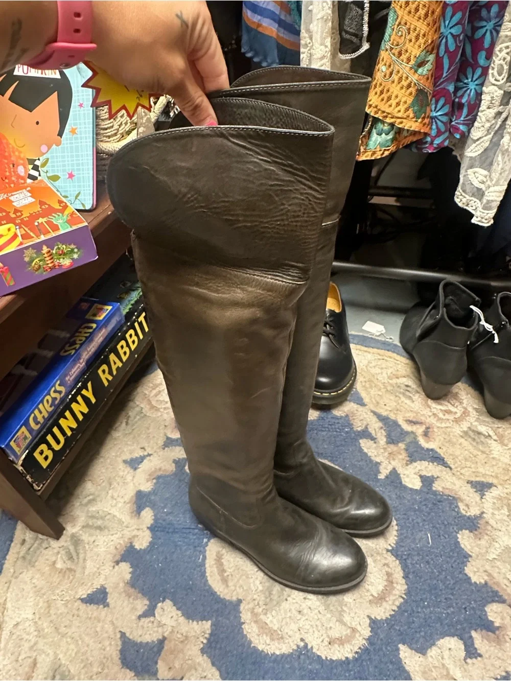 VINTAGE Guess Over-the-Knee Leather Boots in Dark Brown
